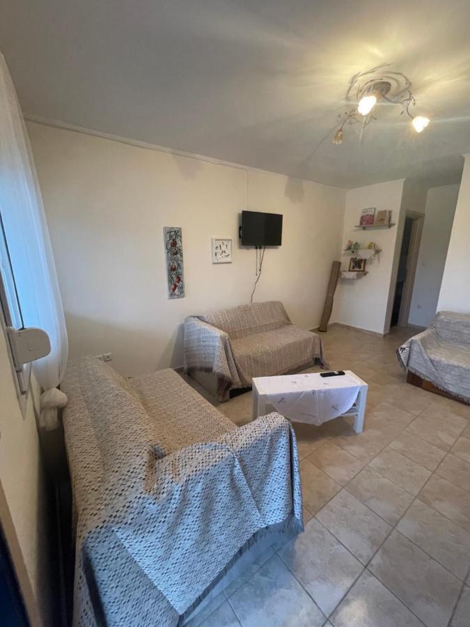 Appartement Ευχάριστο Εξοχικό Σπίτι Με Barbeque à Skála Foúrkas Extérieur photo