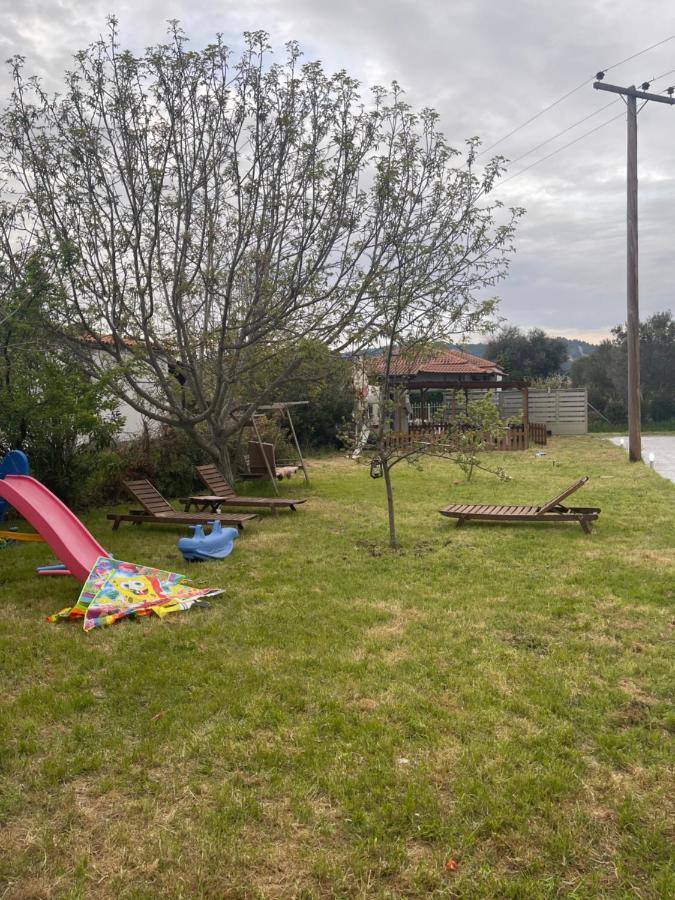 Appartement Ευχάριστο Εξοχικό Σπίτι Με Barbeque à Skála Foúrkas Extérieur photo