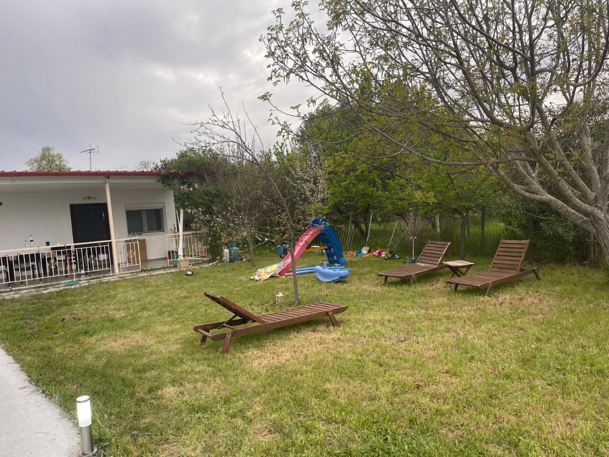 Appartement Ευχάριστο Εξοχικό Σπίτι Με Barbeque à Skála Foúrkas Extérieur photo