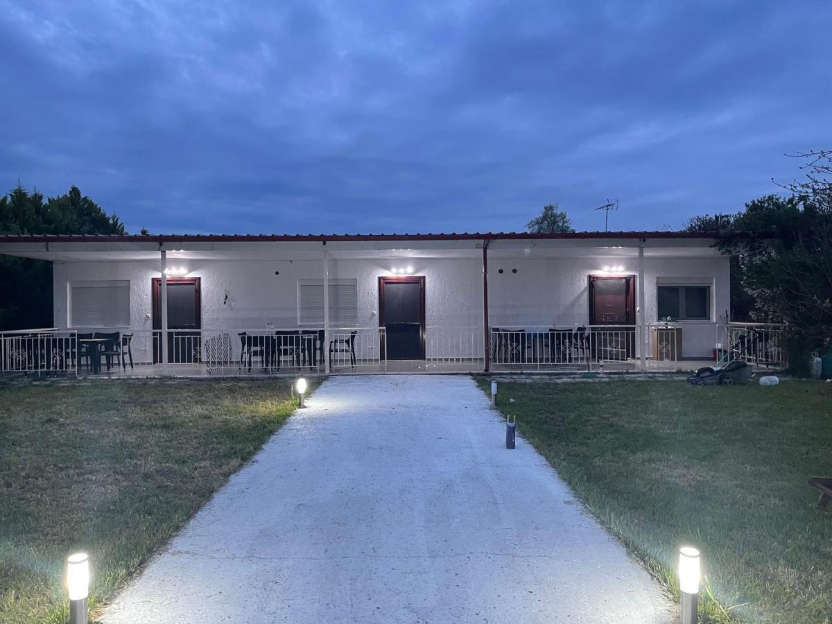 Appartement Ευχάριστο Εξοχικό Σπίτι Με Barbeque à Skála Foúrkas Extérieur photo